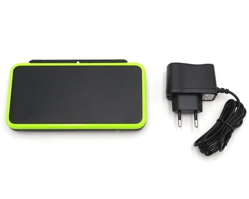 New Nintendo 2DS XL In Box - Black and Green - Console - SNR NEE103252290 (B Grade) (Used)